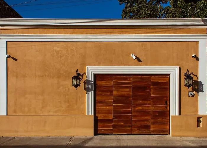 Villa Casa Clementina Luxe Rustic Haven 5 Star Location Mérida